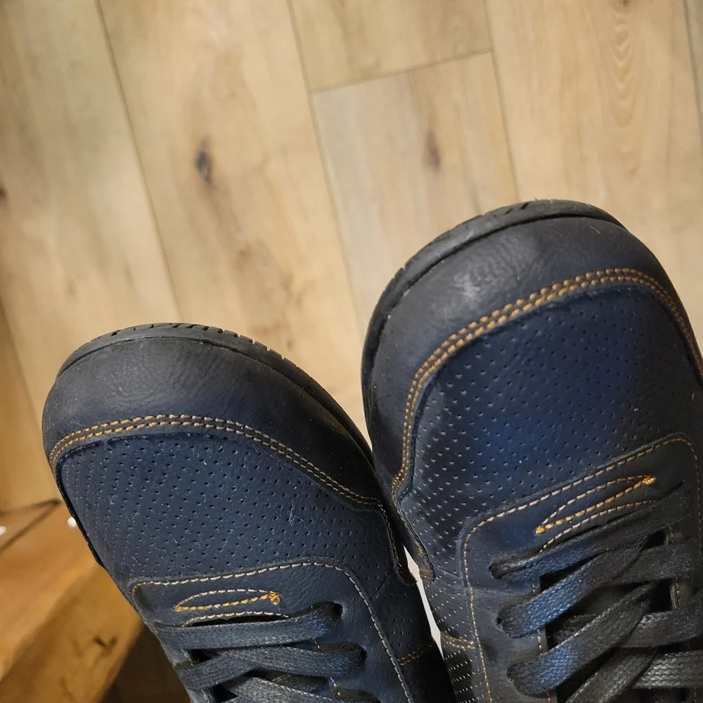 Levi's Men's Black & Brown Sneakers Size 13-worn once